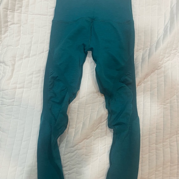 Alphalete Aero leggings color teal size medium - Picture 2 of 3